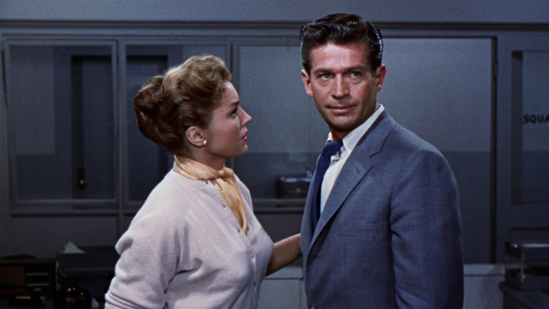 кадр из фильма The Unguarded Moment