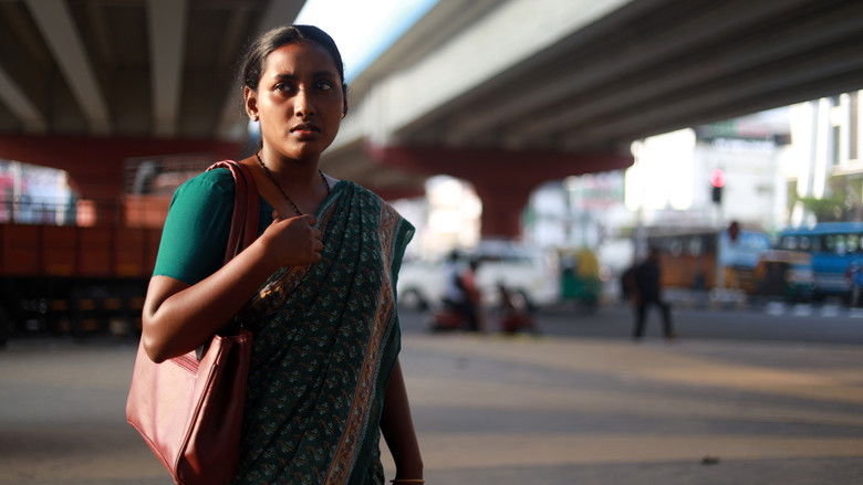 кадр из фильма ബി 32 മുതൽ 44 വരെ