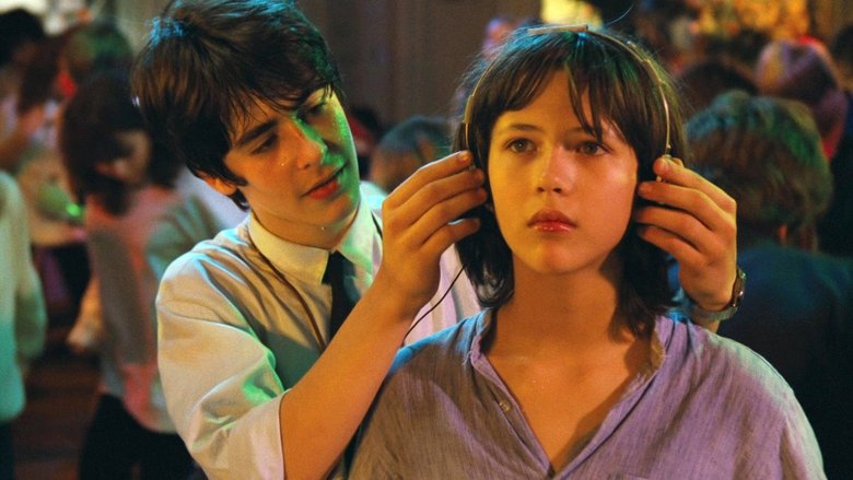 кадр из фильма Бум