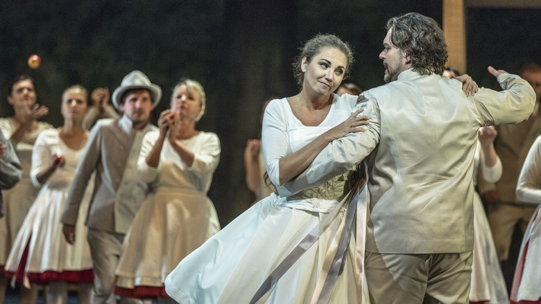 кадр из фильма Jenůfa