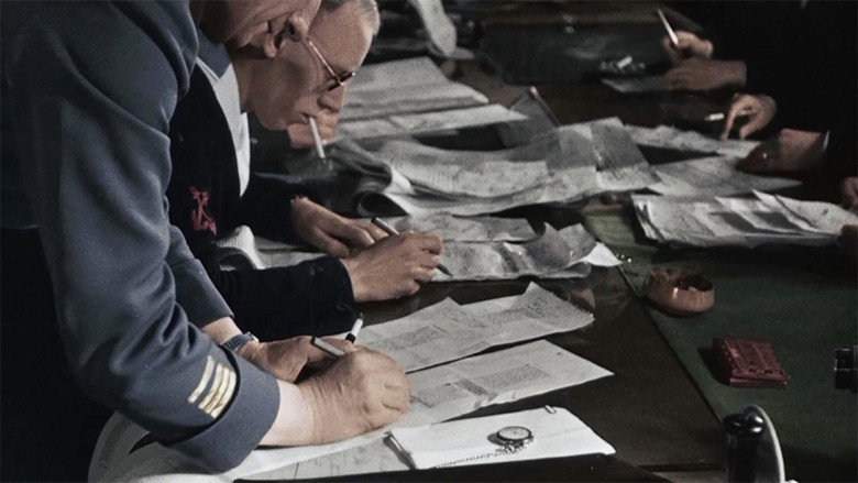 кадр из фильма 1939-1940 : une étrange défaite