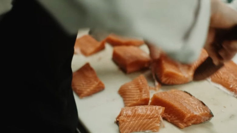 кадр из фильма Salmon