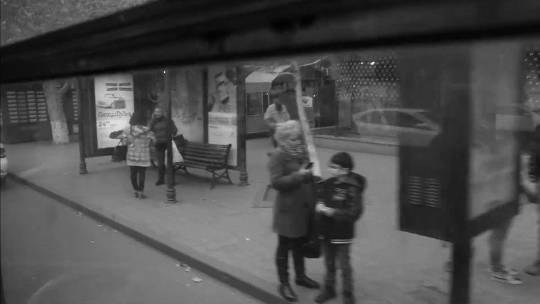 кадр из фильма Մեկ օր