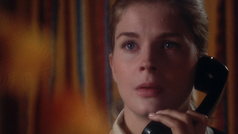 кадр из фильма T.R. Baskin