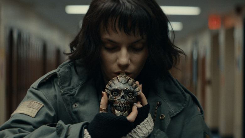 кадр из фильма Свист