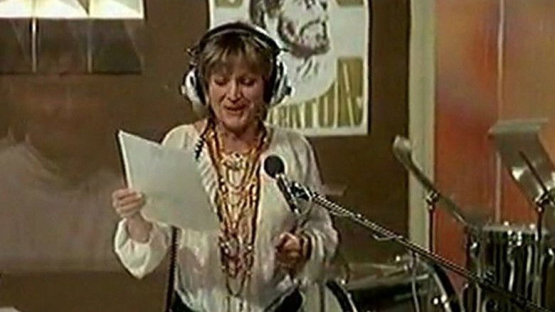 кадр из фильма Tout le monde il est beau, tout le monde il est gentil