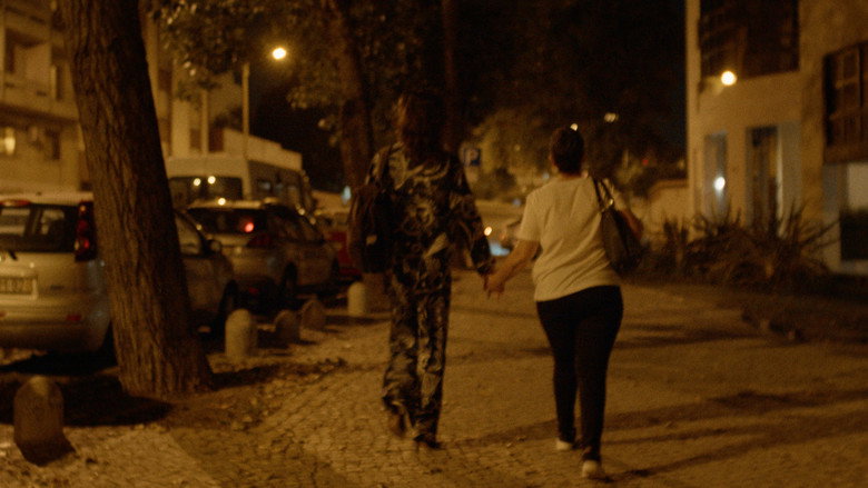 кадр из фильма Abril de Helena