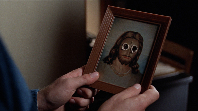 кадр из фильма Детская игра