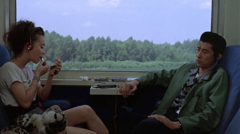 кадр из фильма Таинственный поезд