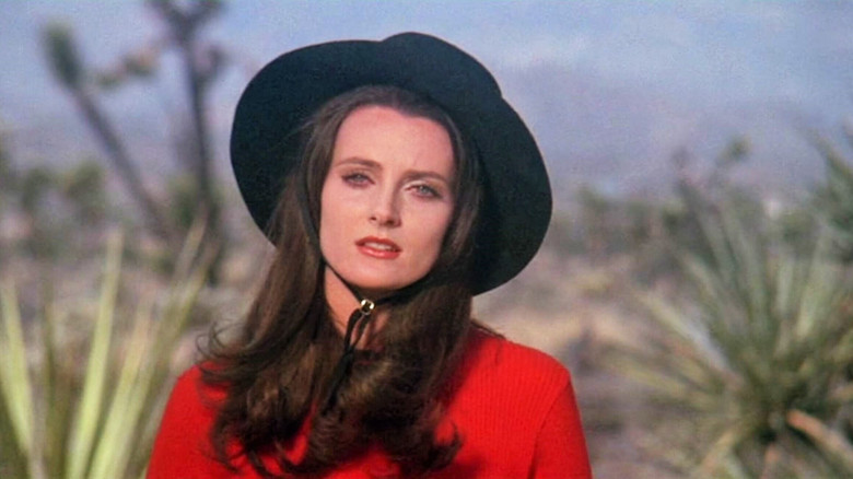 кадр из фильма Бархатная вампирша