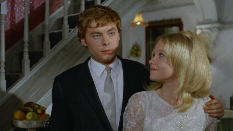 кадр из фильма The Family Way