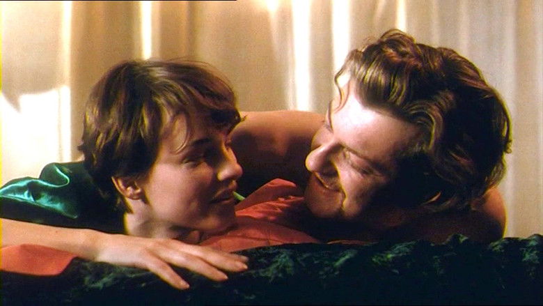 кадр из фильма Babylon