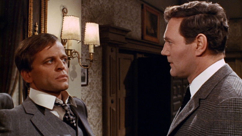 кадр из фильма Синяя рука