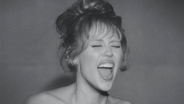 кадр из фильма Miley Cyrus: Something Beautiful