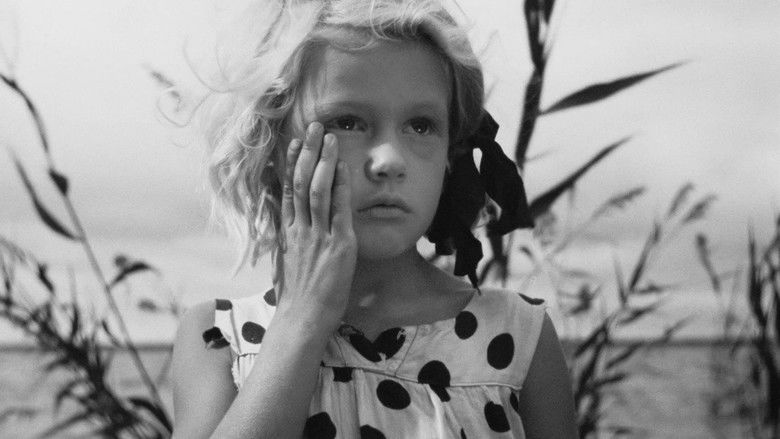 кадр из фильма Живые герои