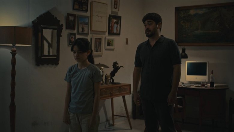 кадр из фильма Rumah Untuk Alie