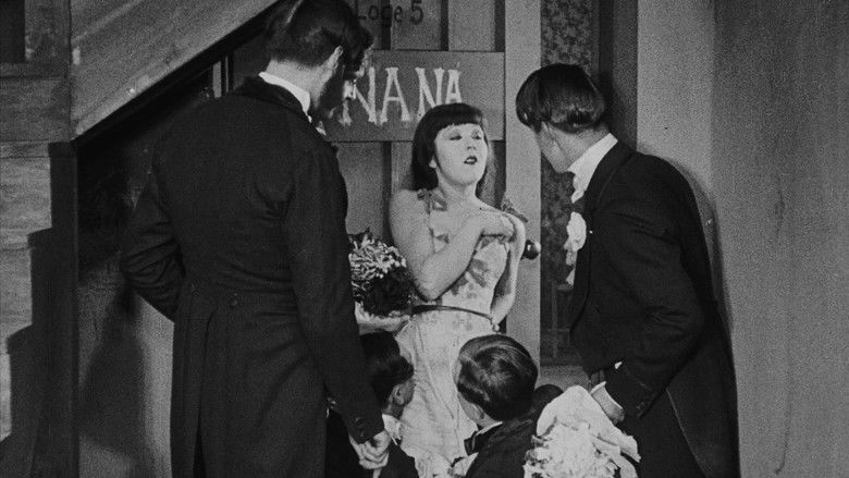 кадр из фильма Нана