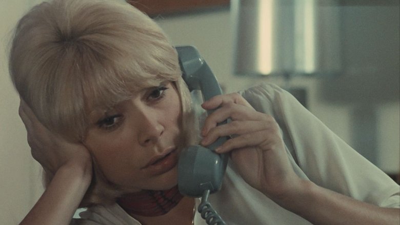 кадр из фильма Пусть звучит этот вальс