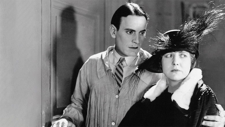 кадр из фильма Парижанка