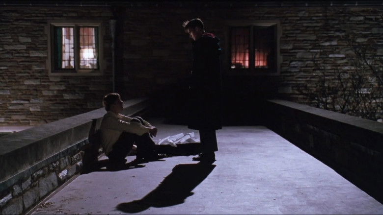 кадр из фильма Общество мёртвых поэтов