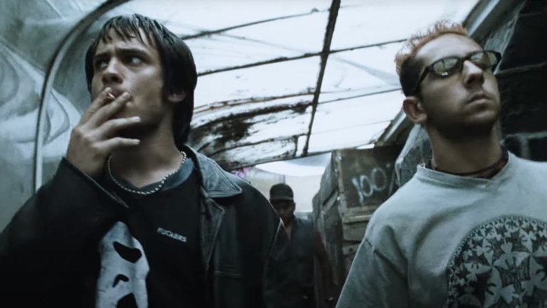 кадр из фильма Сука-любовь