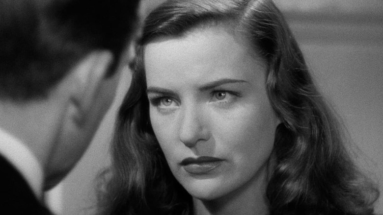 кадр из фильма Грубая сила