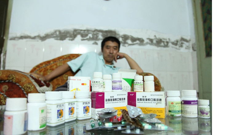 кадр из фильма 尘