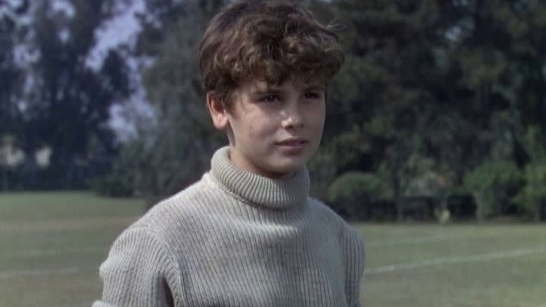 кадр из фильма The Happy Years