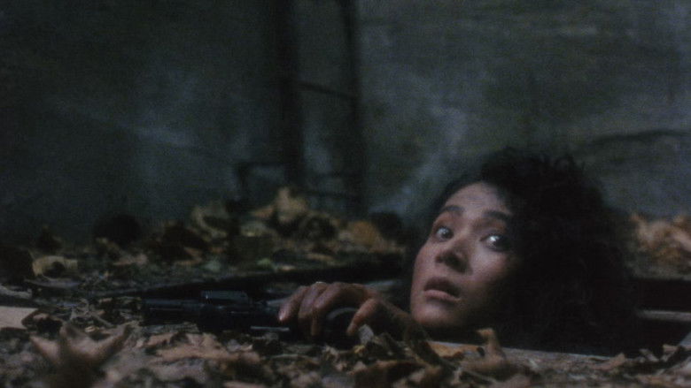 кадр из фильма Ловушка зловещих мертвецов