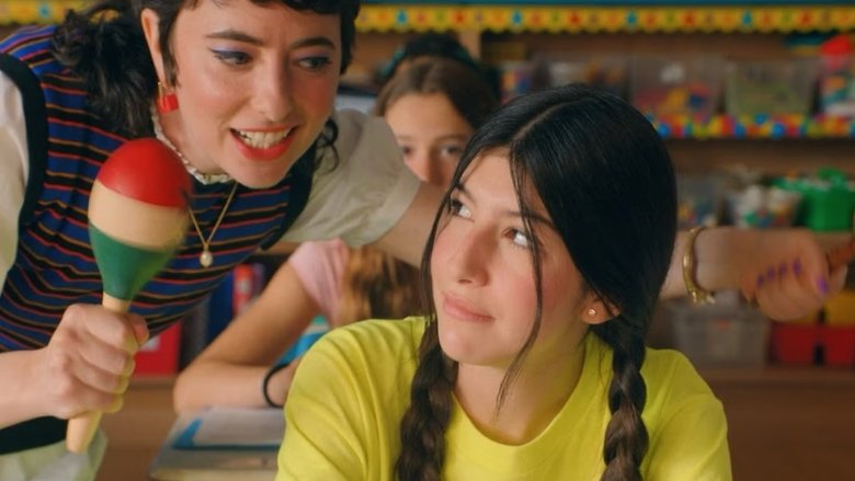 кадр из фильма И не подумай прийти на мою бат-мицву