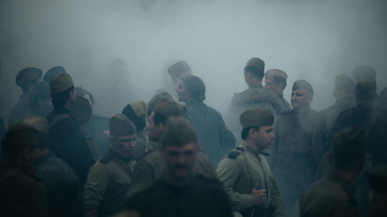 кадр из фильма Август