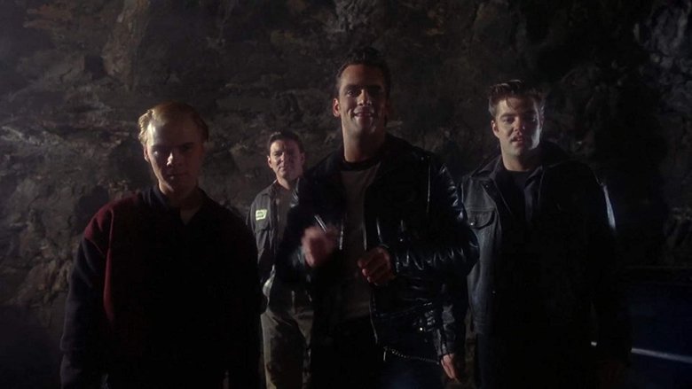 кадр из фильма Иногда они возвращаются