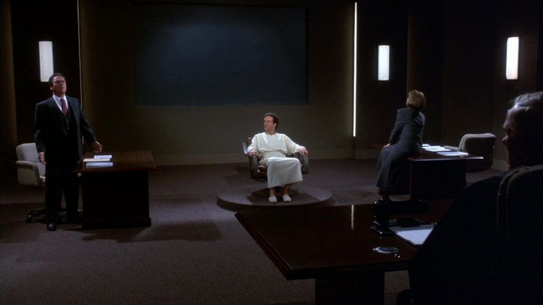 кадр из фильма Защищая твою жизнь