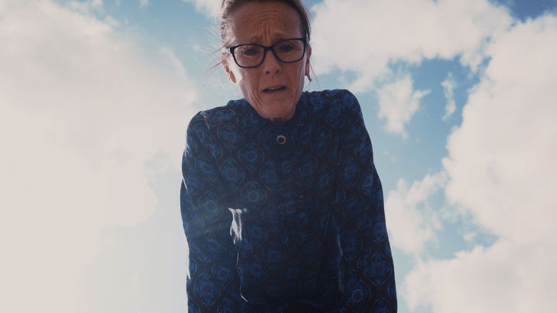 кадр из фильма Whistling Lechuza