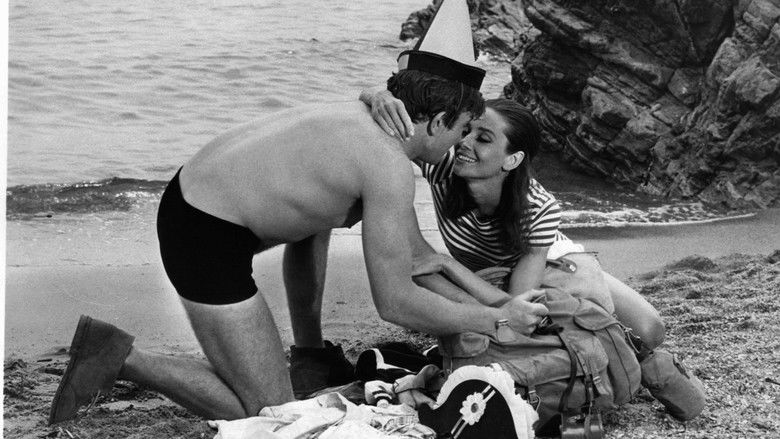 кадр из фильма Двое в пути