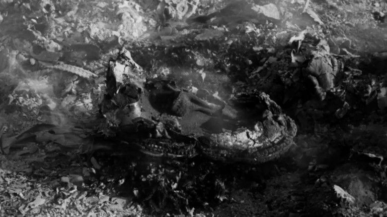 кадр из фильма Кто вернётся - долюбит