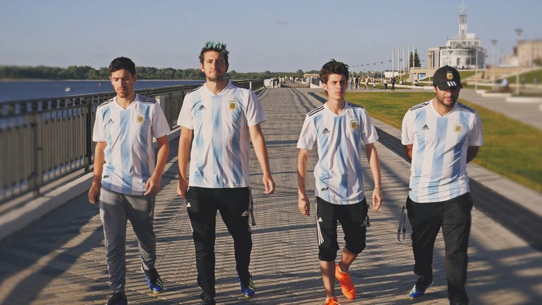 кадр из фильма Los Displicentes: 10 años