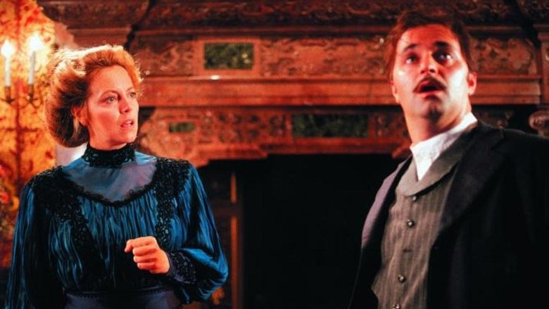 кадр из фильма The Manor