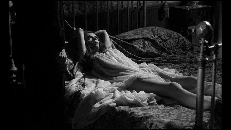 кадр из фильма Любовники из могилы