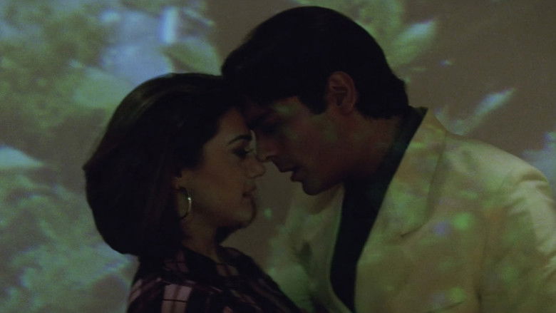 кадр из фильма Мне нужна только любовь