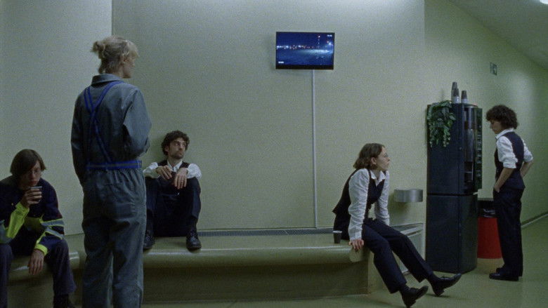 кадр из фильма Last Call Blue