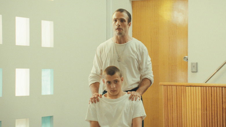 кадр из фильма Внутри