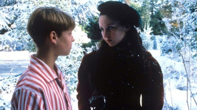 кадр из фильма Tom's Midnight Garden