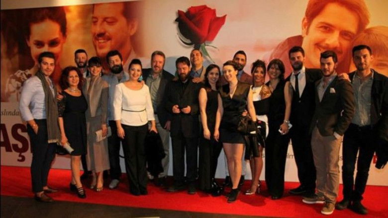 кадр из фильма Aşk Olsun