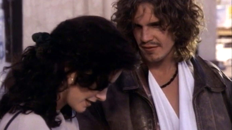 кадр из фильма Blue Desert