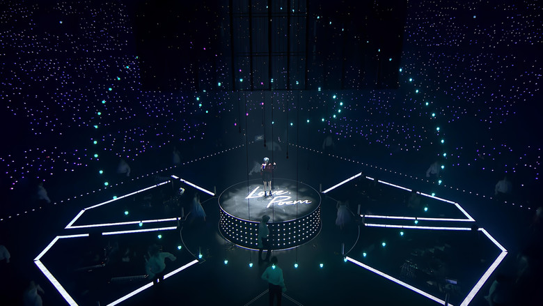 кадр из фильма 아이유 2019 투어 콘서트 <러브, 포엠> 인 서울