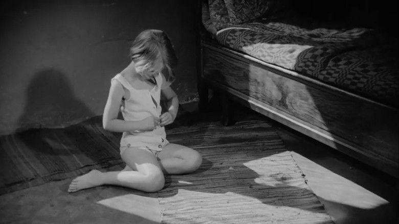 кадр из фильма Убить ребёнка