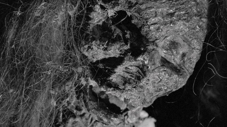 кадр из фильма La maldición de la Llorona