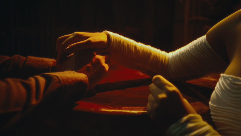 кадр из фильма أربع أيام