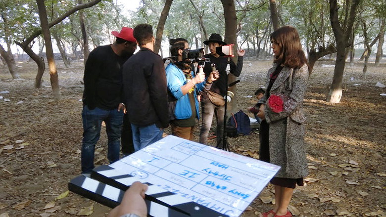 кадр из фильма Love in a Nutshell